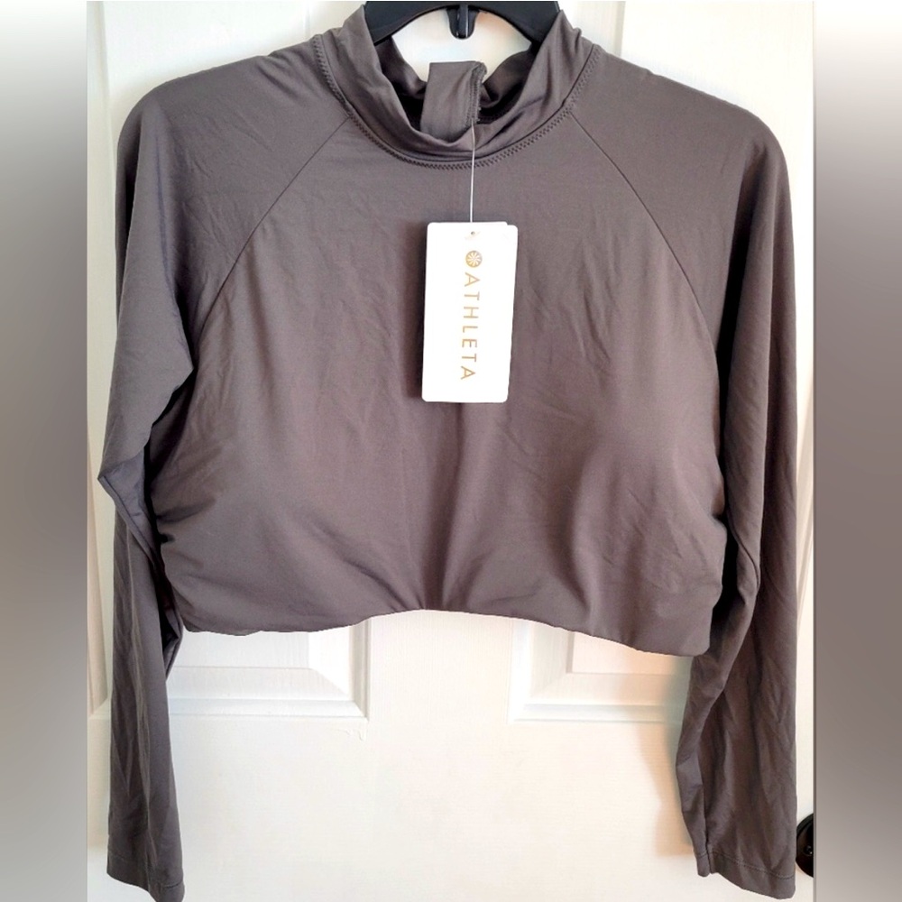NWT Athleta North Point Cropped Rashguard, Size XL